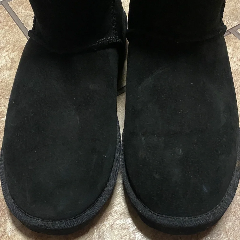 Lam Women's Cozy Black Sheepskin Slippers/Boots  Fall Winter Cozy Durable